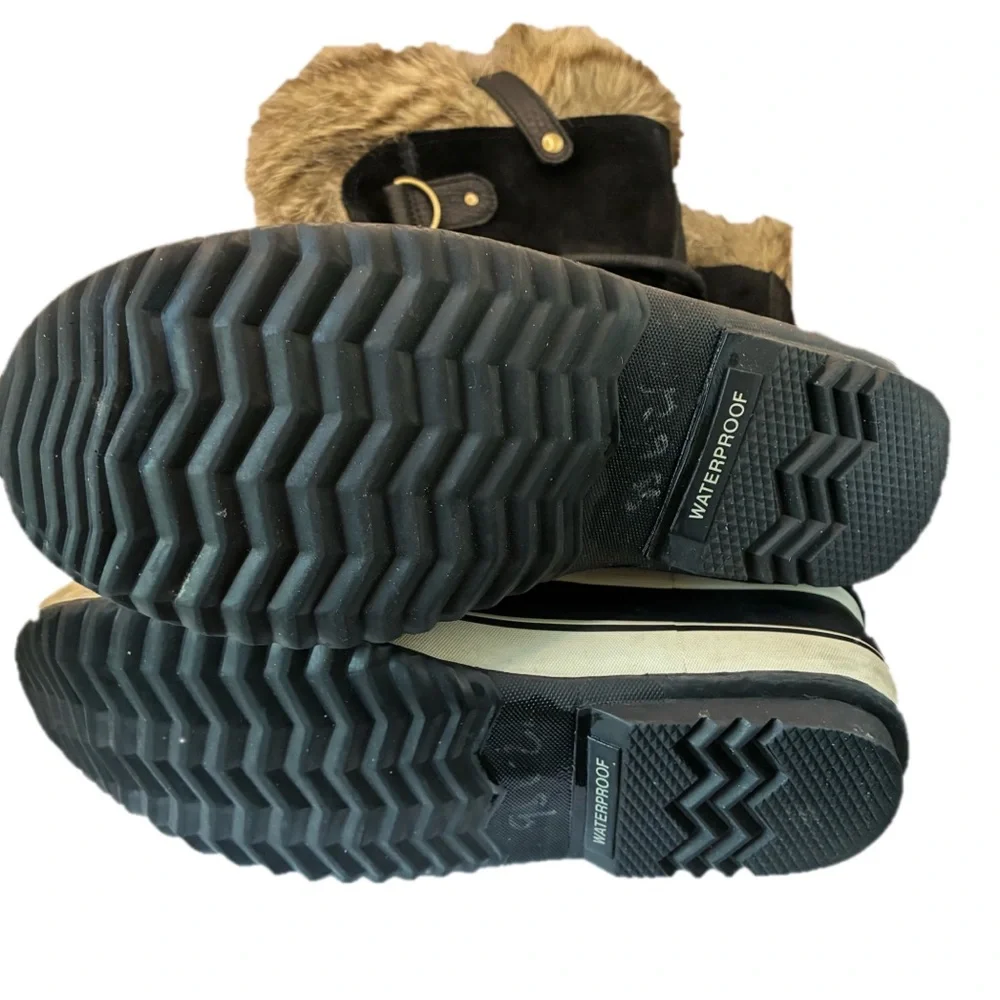 SOREL Women's Joan of Arctic Waterproof Winter Boots in black/quarry Size 10